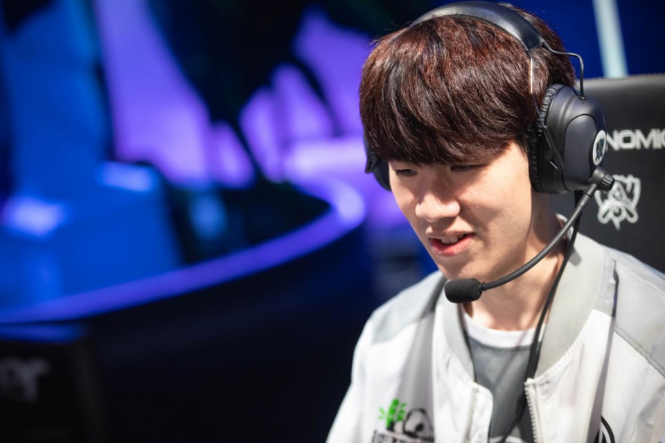 里程碑：Cryin达成LPL300出场成就